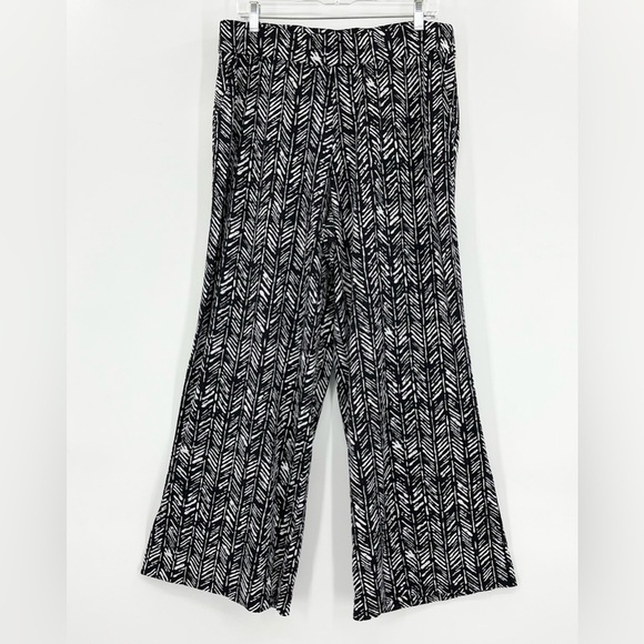 Lane Bryant Wide Leg Abstract Print Stretch Pants 14/16 - Picture 1 of 8